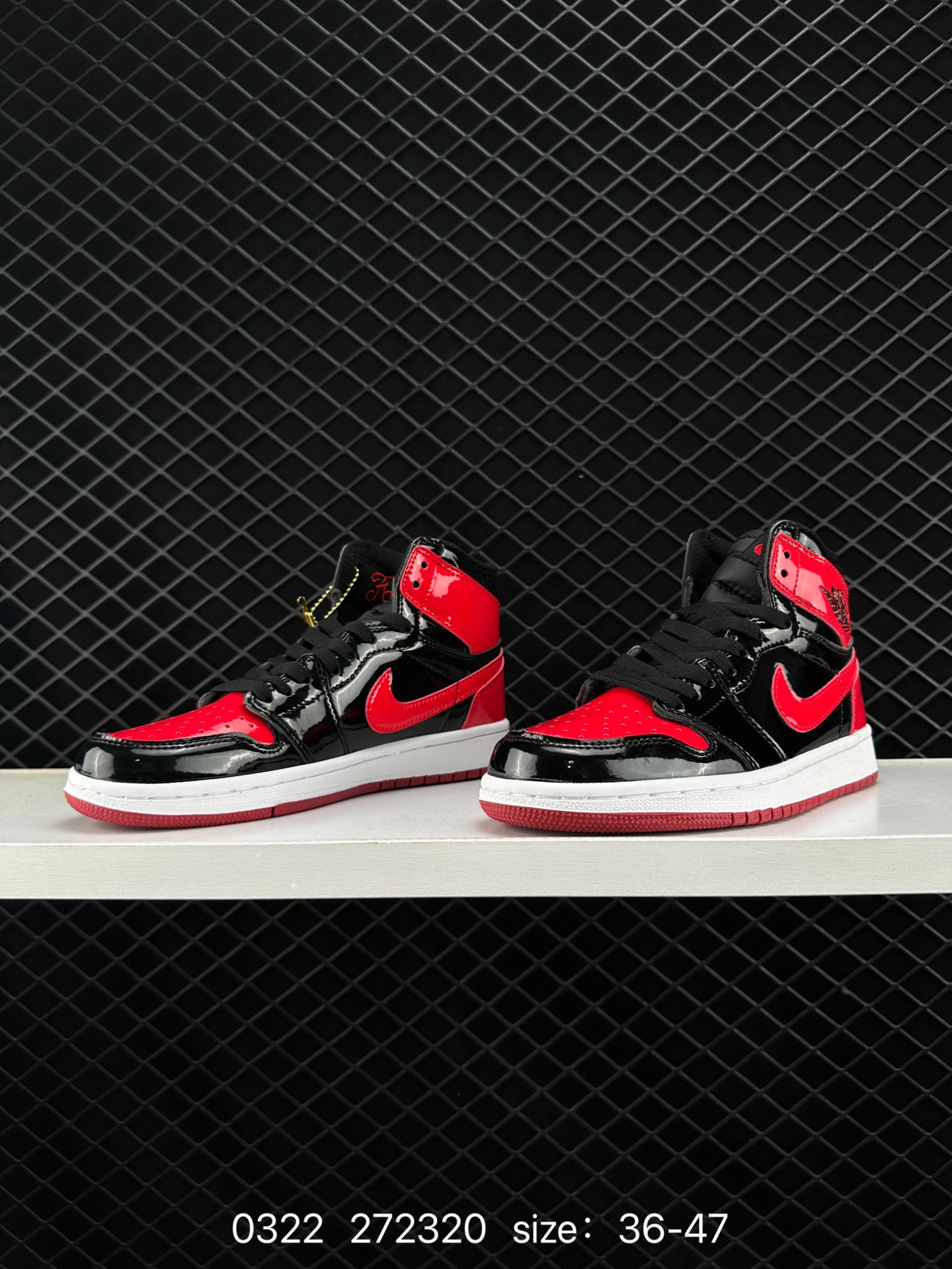 Nike Air Jordan 1 Retro High OG”Black/White“